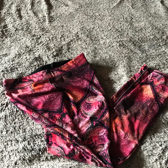 Workout pants - Picture 2 of 3